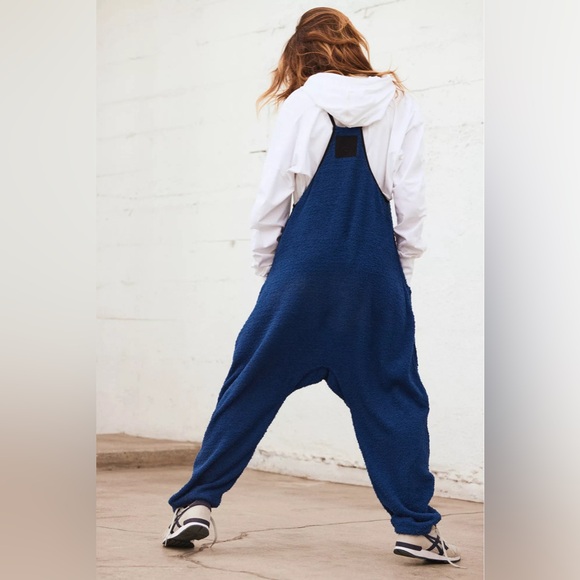 FP Movement Women's Hot Shot Cuddle Up Onesie NWT - Picture 4 of 9